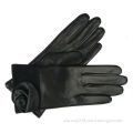 Black Leather Glove with Leather Flower on The Cuff (SW473)